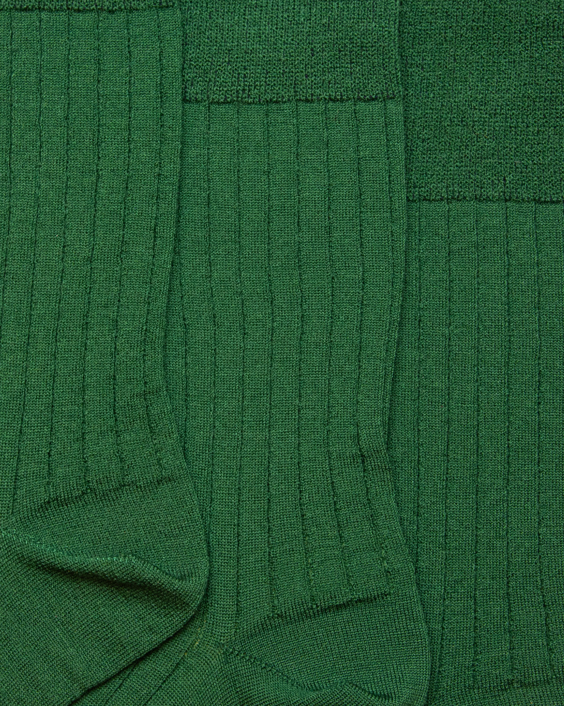 🧛 Transylvanian Merino Wool – Green
